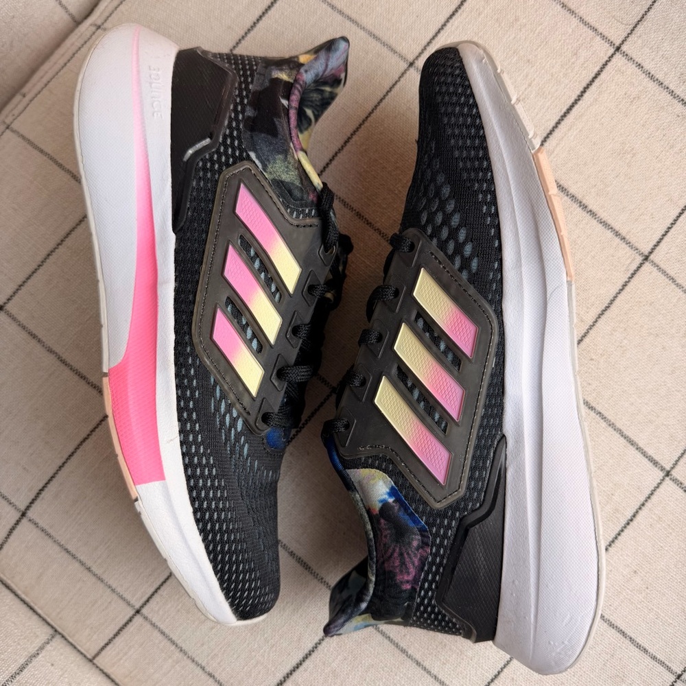 Adidas EQ21 Floral Women's Black & Pink Running Shoes 6.5 - Picture 5 of 9